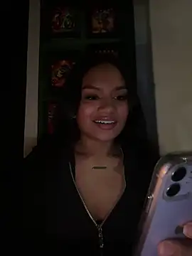 Riana Kean online show from 02.06.25