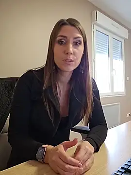 Snapshot of Lib_ertine32 chatting on 02.23.26 Lib ertine32 online show from 02.23.26