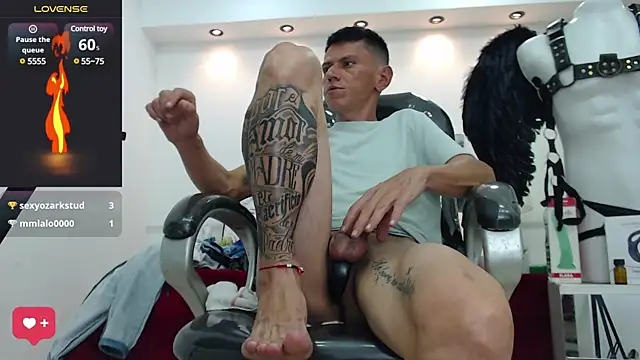 Snapshot of andy_dwels777 chatting on 02.09.25 andy dwels777 online show from 02.09.25