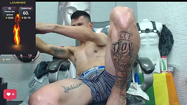 Snapshot of andy_dwels777 chatting on 02.27.25 andy dwels777 online show from 02.27.25