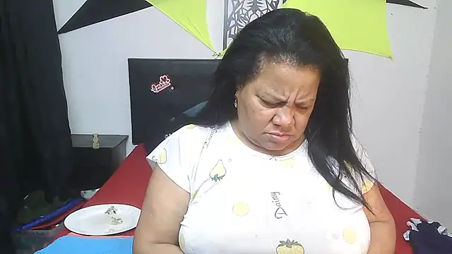 Snapshot of Shanttal0272 chatting on 02.22.26 Shanttal0272 online show from 02.22.26