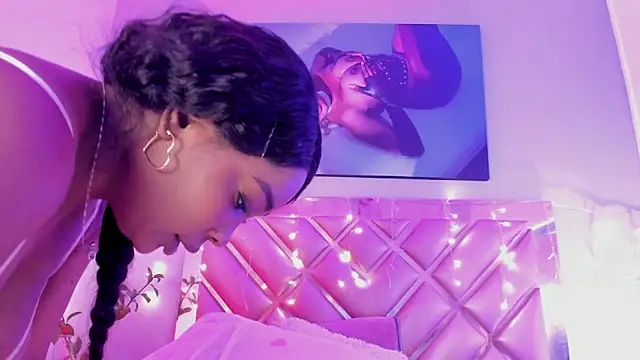 Aliisson Cruz online show from 02.24.25