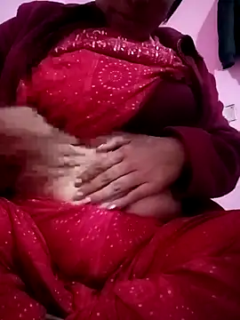 Snapshot of Beauty-khan chatting on 01.13.25 Beauty-khan online show from 01.13.25