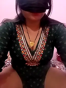 Snapshot of Beauty-khan chatting on 01.19.25 Beauty-khan online show from 01.19.25