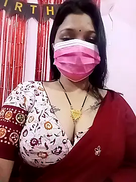 Snapshot of Beauty-khan chatting on 02.02.25 Beauty-khan online show from 02.02.25