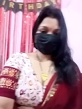 Snapshot of Beauty-khan chatting on 02.02.25 Beauty-khan online show from 02.02.25