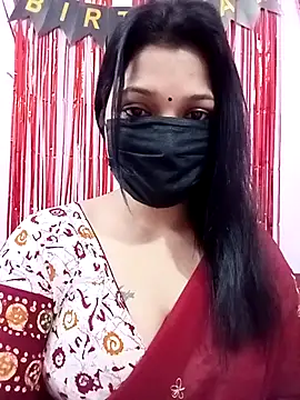 Snapshot of Beauty-khan chatting on 02.12.25 Beauty-khan online show from 02.12.25