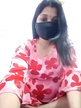 Snapshot of Beauty-khan chatting on 03.05.25 Beauty-khan online show from 03.05.25