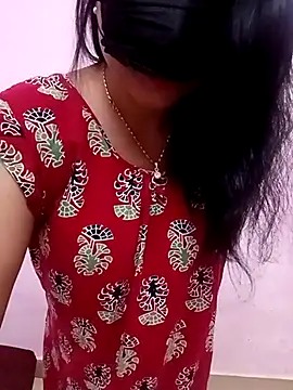 Snapshot of Beauty-khan chatting on 03.14.25 Beauty-khan online show from 03.14.25