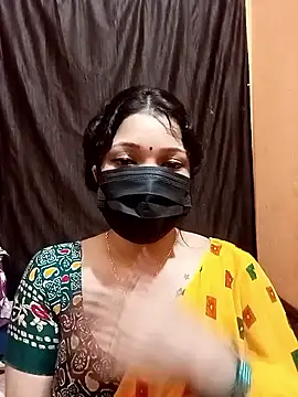 Snapshot of Beauty-khan chatting on 09.12.25 Beauty-khan online show from 09.12.25