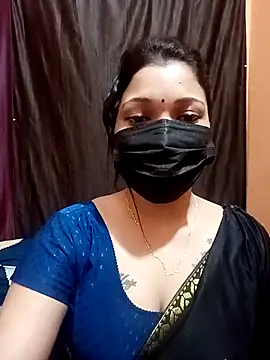 Snapshot of Beauty-khan chatting on 09.13.25 Beauty-khan online show from 09.13.25