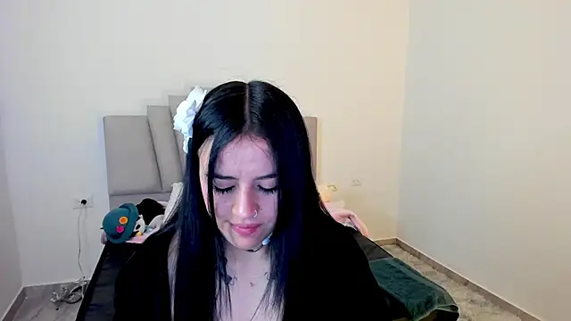 Snapshot of Alli_cooper chatting on 03.11.25 Alli cooper online show from 03.11.25