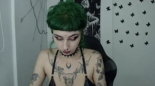 Snapshot of n0sferatus__ chatting on 12.07.24 n0sferatus online show from 12.07.24