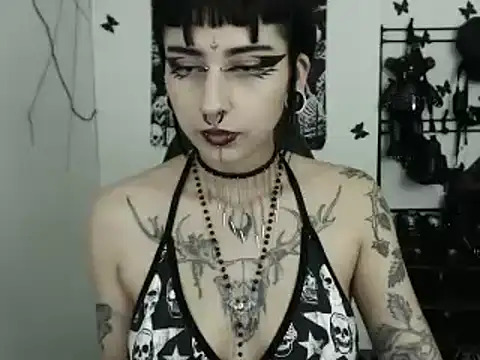 Snapshot of n0sferatus__ chatting on 11.12.25 n0sferatus online show from 11.12.25