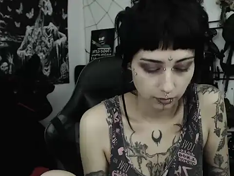 Snapshot of n0sferatus__ chatting on 06.25.26 n0sferatus online show from 06.25.26