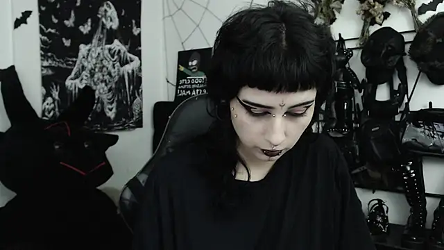 Snapshot of n0sferatus__ chatting on 07.24.26 n0sferatus online show from 07.24.26