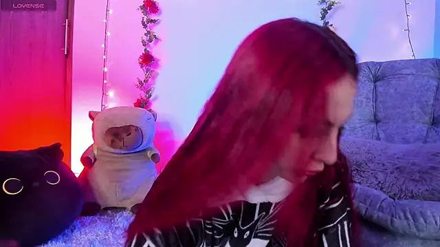 Megan wolf1  online show from 04.10.26