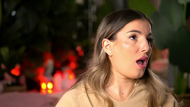 Snapshot of KellyMathews chatting on 01.12.26 KellyMathews online show from 01.12.26