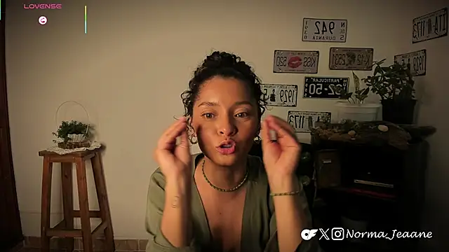 Norma-Jeaane online show from 04.16.26