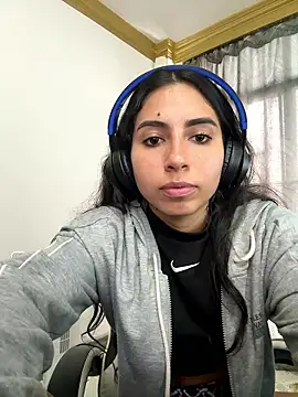 bella-black online show from 01.14.26