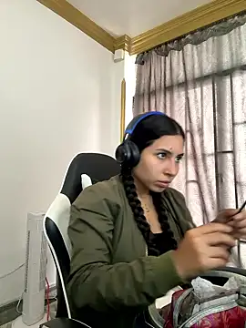 bella-black online show from 01.17.26