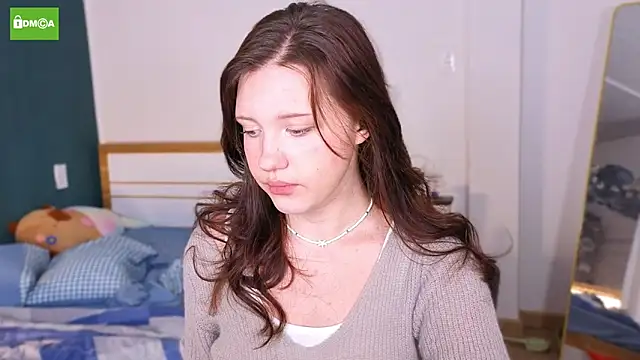 Snapshot of HanahCute chatting on 10.09.25 HanahCute online show from 10.09.25