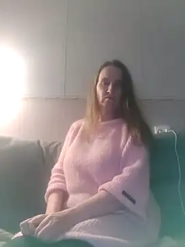 Evelina cute online show from 12.15.24