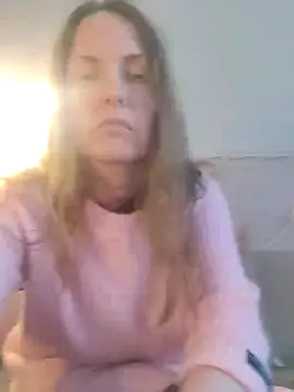 Evelina cute online show from 12.21.24