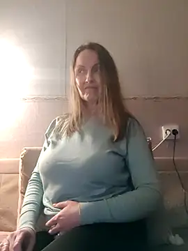 Evelina cute online show from 01.02.25