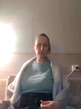 Evelina cute online show from 01.12.25