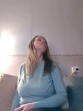 Evelina cute online show from 01.22.25