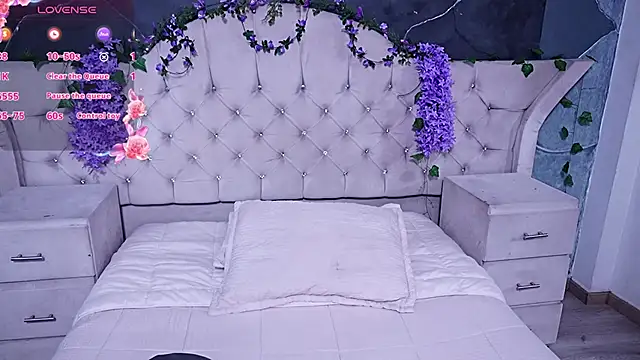 AmberGreyy  online show from 05.22.26