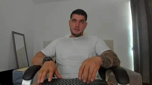 Teilor Creed online show from 10.14.25