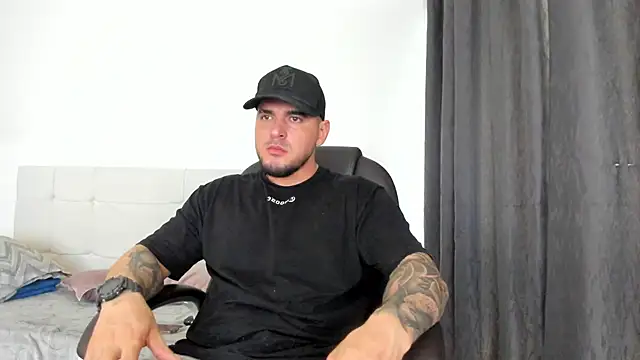 Teilor Creed online show from 12.01.25