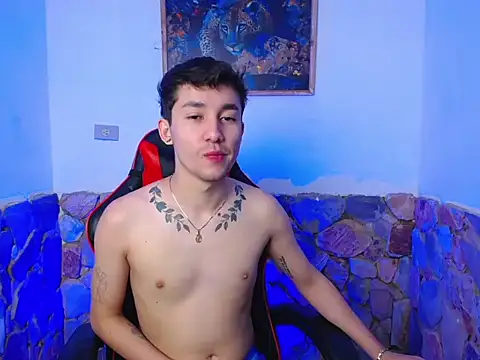 Snapshot of SebasstianGrand chatting on 11.18.25 SebasstianGrand online show from 11.18.25