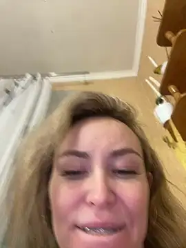 Snapshot of LovenseLush chatting on 01.14.25 LovenseLush online show from 01.14.25