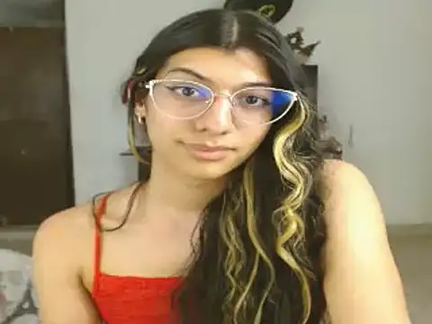 engielphoenis14 online show from 12.21.24