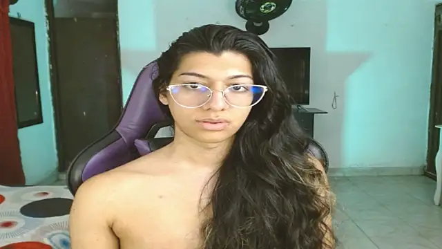 engielphoenis14 online show from 03.26.26