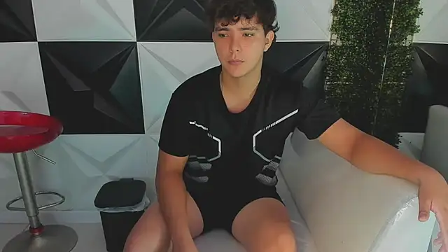 Dani cumboy online show from 10.14.25