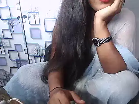 Hot Naina- online show from 12.02.24