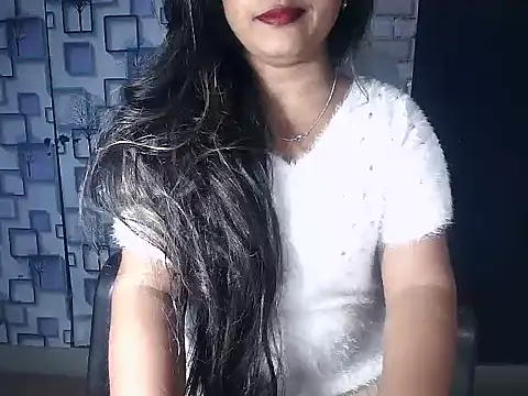 Hot Naina- online show from 12.16.24