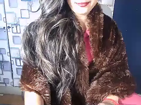 Hot Naina- online show from 12.20.24
