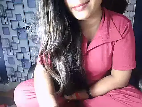 Hot Naina- online show from 12.21.24
