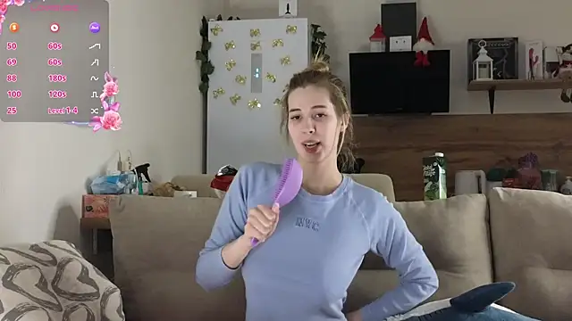 Girl alone home online show from 02.13.25