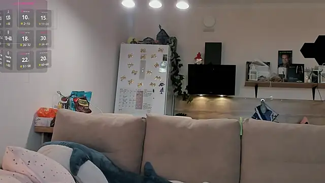 Girl alone home online show from 05.21.26