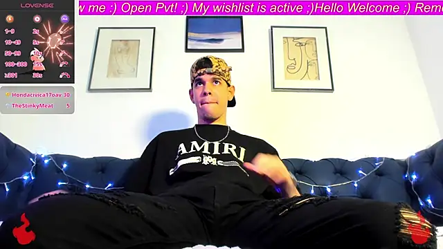 Snapshot of BRAYHAMBROWN chatting on 01.08.25 BRAYHAMBROWN online show from 01.08.25