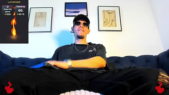 Snapshot of BRAYHAMBROWN chatting on 01.31.25 BRAYHAMBROWN online show from 01.31.25