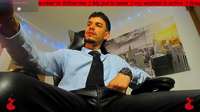 Snapshot of BRAYHAMBROWN chatting on 09.13.25 BRAYHAMBROWN online show from 09.13.25