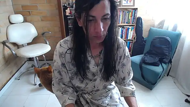 Snapshot of VioletaGomezCo chatting on 09.22.25 VioletaGomezCo online show from 09.22.25