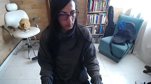 Snapshot of VioletaGomezCo chatting on 09.23.25 VioletaGomezCo online show from 09.23.25